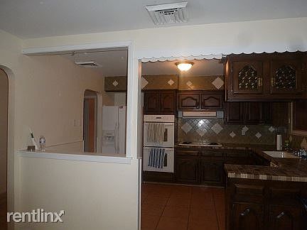 5th image of 9 Breglia St #2