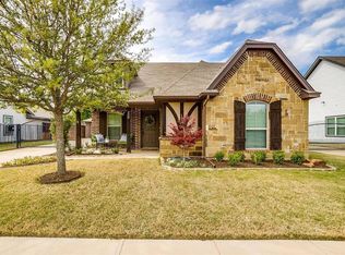 220 Tinker Trl, Burleson, TX 76028