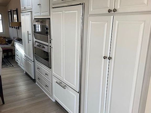 5th image of 2501 Harbor View Dr