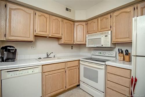 4th image of 151 Candlewood Dr Unit 151