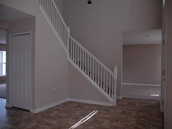 3rd image of 3031 Newmark Dr
