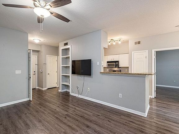 5th image of 1910 E Palm Ave APT 9102