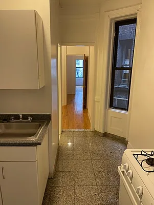 Rented by K & O Realty Associates Inc. | media 30