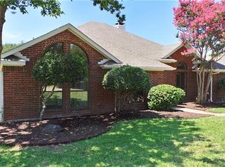 1215 Pawnee Trl, Carrollton, TX 75007