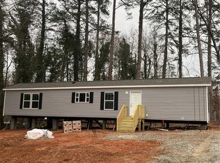 289 N Davis Dr, Fair Play, SC 29643