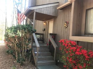 68 Fernwood Ln, Chapel Hill, NC 27516