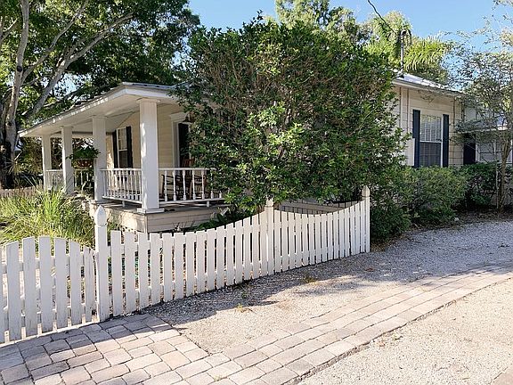 Key West Shell Driveway