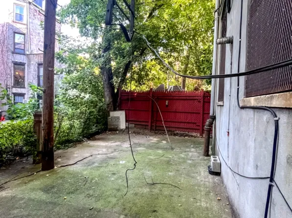 496 Putnam Avenue image 19 of 19