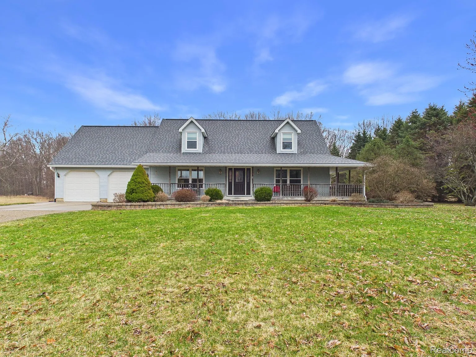 6882 Jones Rd photo 1
