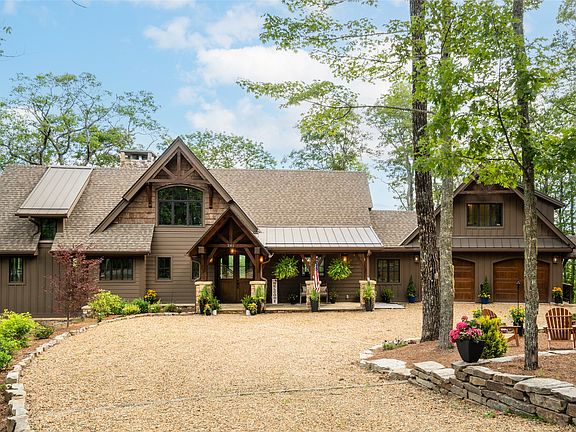 2nd image of 281 High Cliffs Road