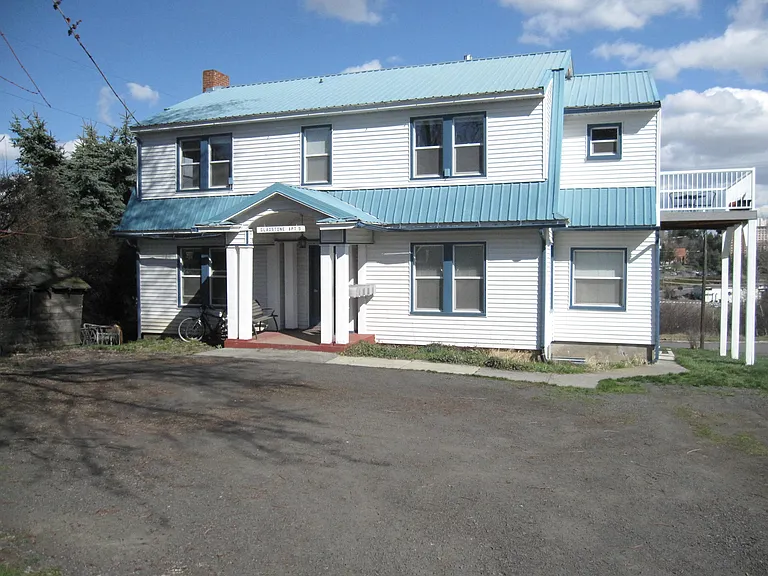 220 SE Gladstone St #2 — Photo 14