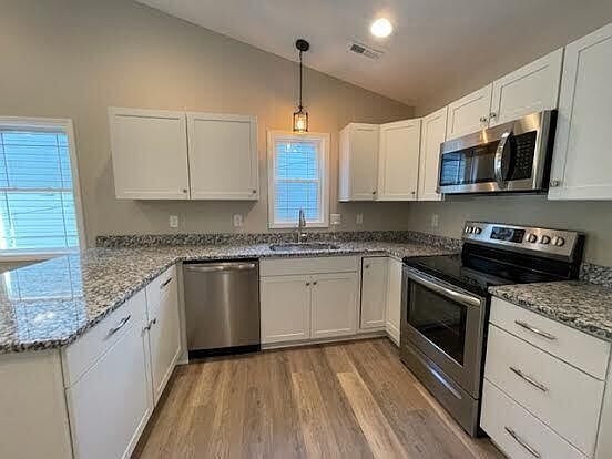 2nd image of 2027 Clinton Ave SE