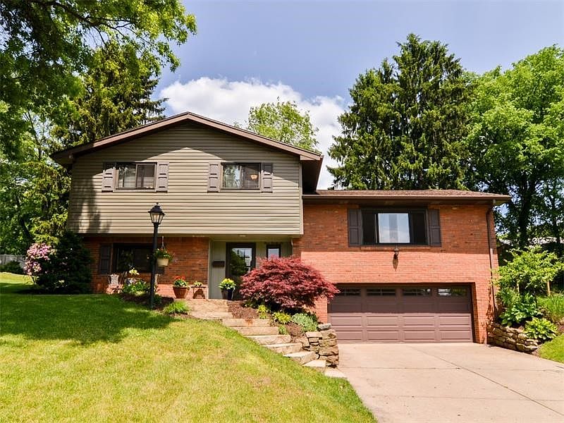 1st image of 326 Highland Pines Dr