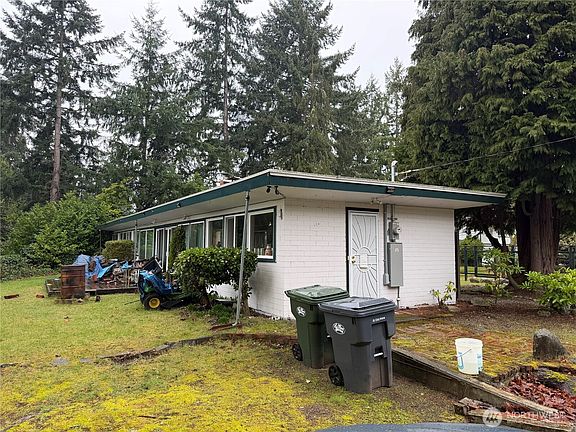 2nd image of 9202 Westmont Place SW