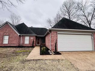 8387 Wind River Cir N, Cordova, TN 38016