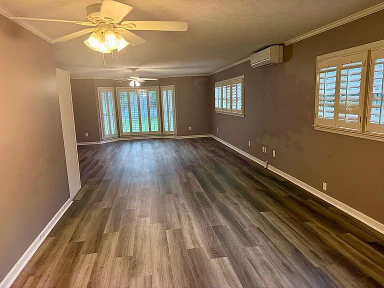 6328 Fox Chapel Dr — Photo 27
