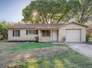 3705 Aurora St, Haltom City, TX 76117
