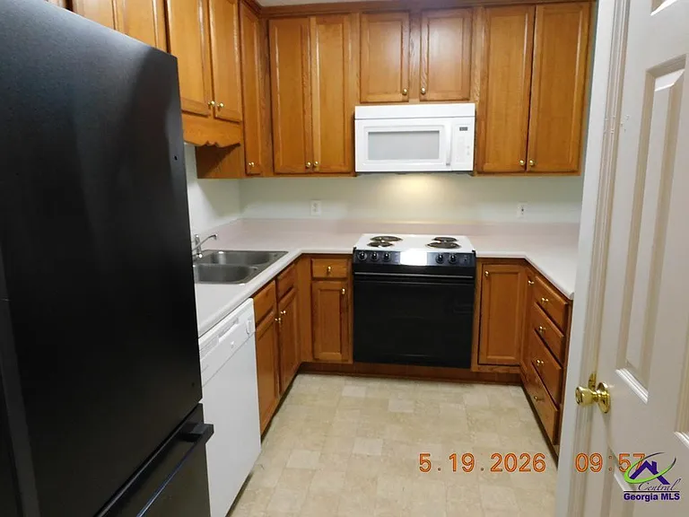 120 Chadwyck Cir — Photo 8