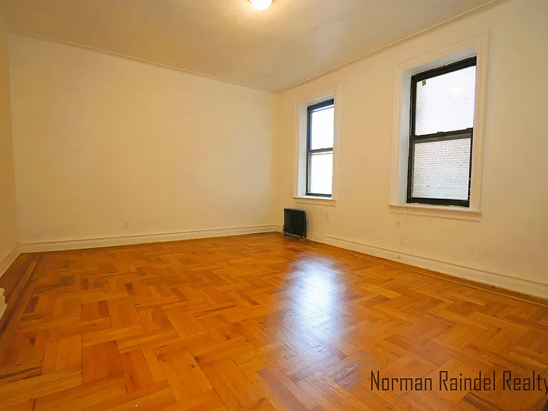 414 Avenue N #4D — Photo 2