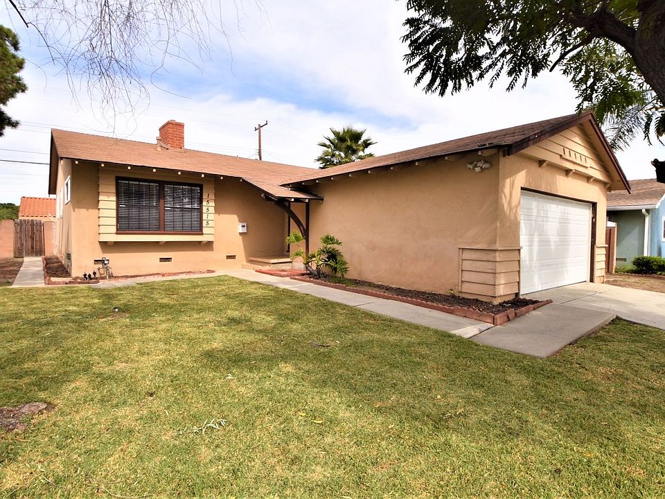 1st image of 15515 Woodcrest Dr