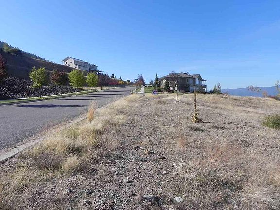 5th image of 630 Spanish Peaks Dr