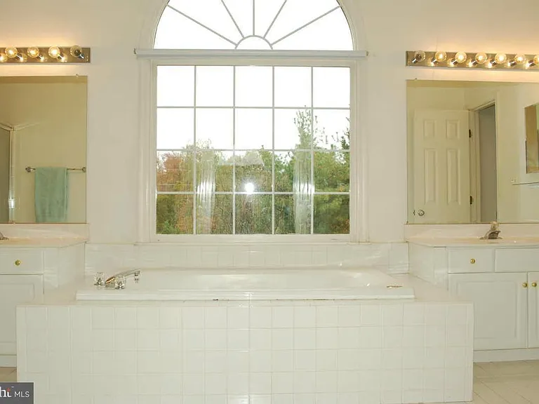 5901 Ewing Pl — Photo 21