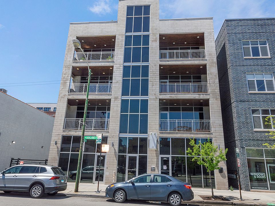 1st image of 830 N Ashland Ave APT 3S