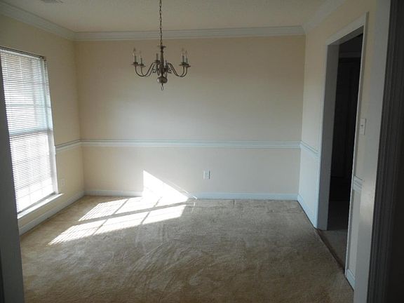 3rd image of 3464 Essex Pl
