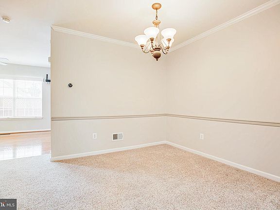 5th image of 1312 Wilcox Ave