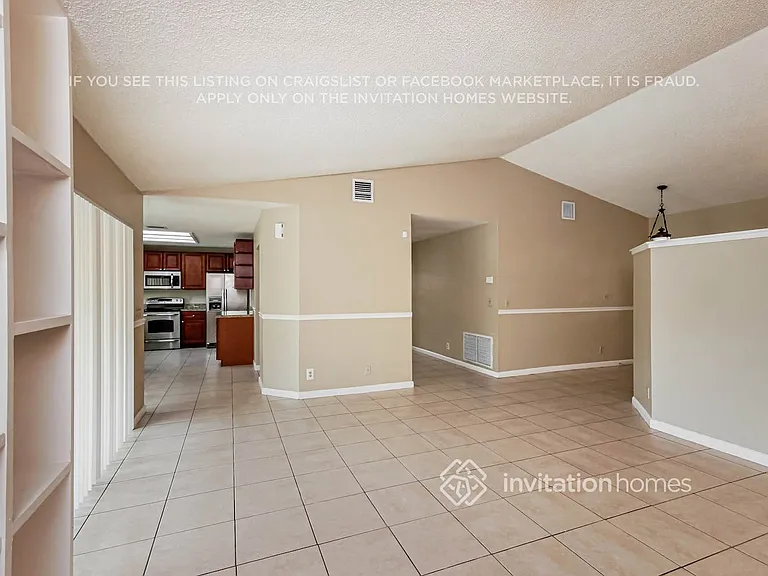 5016 NW 66th Dr — Photo 5