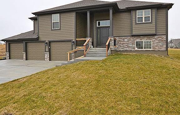 2nd image of 18116 Belinda Dr
