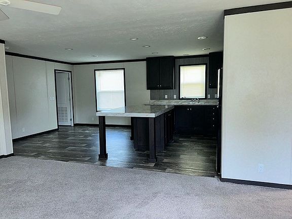 3rd image of 1716 Meadowbrook Dr #376