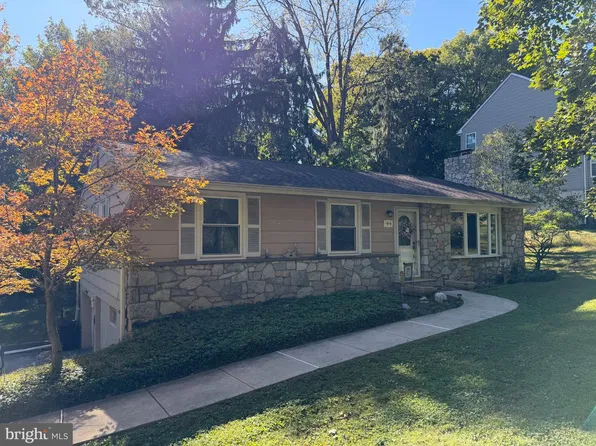 100 W Thompson Ave, Springfield, PA 19064
