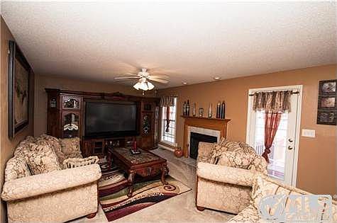 2nd image of 1273 Archwood Dr