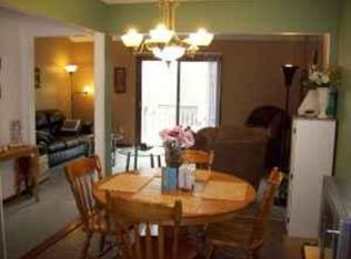1318 E 152nd St, Olathe, KS 66062