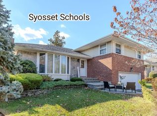 33 Glenwood Rd, Plainview, NY 11803