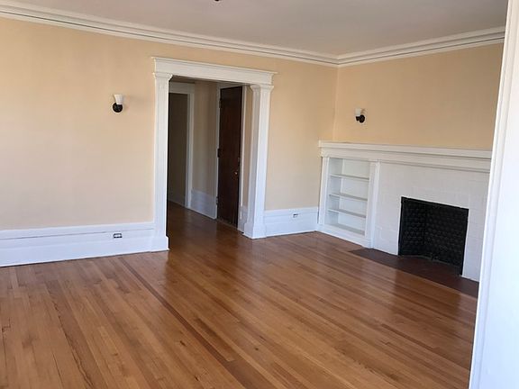 5th image of 1321 E 52nd St #3