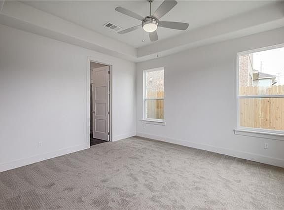 4th image of 1261 Summerbrooke Cir