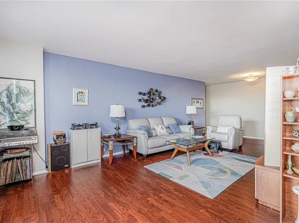 2630 Cropsey Avenue 7J image 1 of 12
