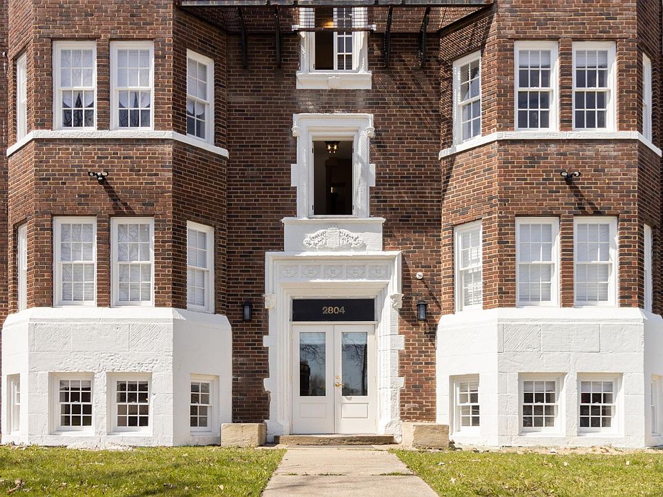 1st image of 2804 S Moreland Blvd APT 205