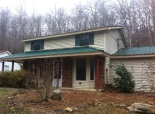 328 Ralph Burba Rd, Mammoth Cave, KY 42259