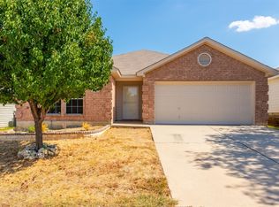 1129 Mustang Ridge Dr, Fort Worth, TX 76114