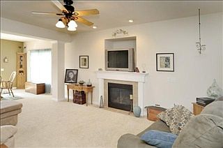 3rd image of 8396 Engelwood Ave