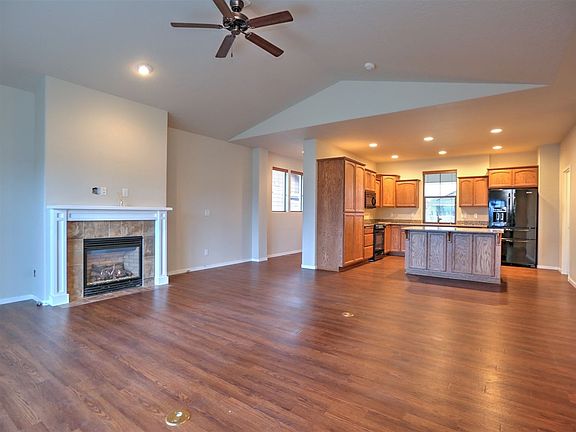 5th image of 20105 E Glenbrook Ave
