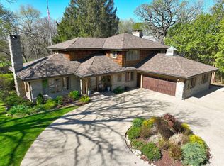 1726 Sherwood Dr SW, Beloit, WI 53511