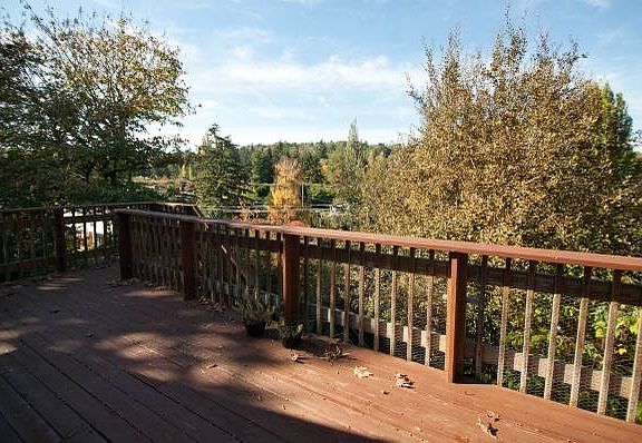 Large back deck.
