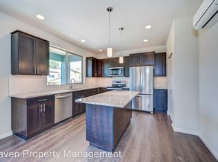 9796 11th Ave SW, Seattle, WA 98106