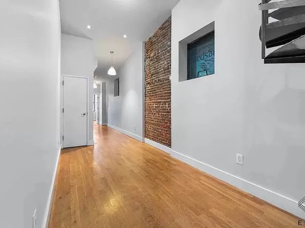 921 Broadway image 7 of 11