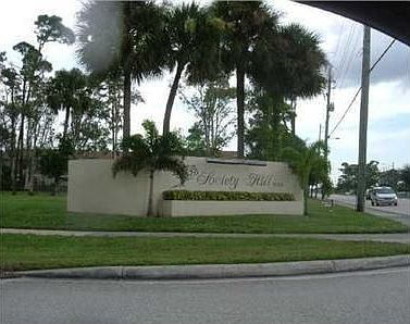 1st image of 832 Hill Dr APT F