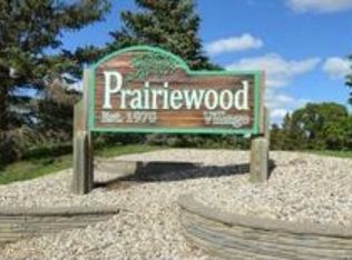 12910 Shadywood Dr, Aberdeen, SD 57401